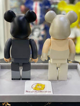 BE@RBRICK x 婚礼情侣 400% 套装(第一代于 2013 年推出)